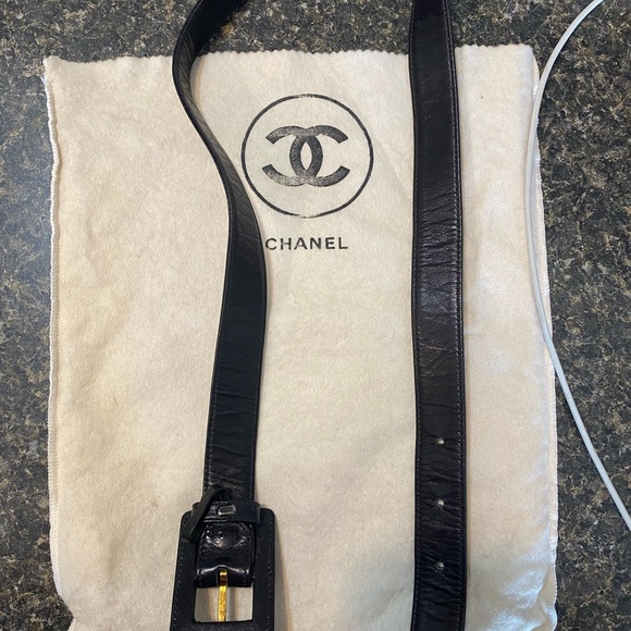 SOLD !Authentic CHANEL Leather Waist (Belt) Bag - Picture 11 of 17